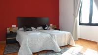 Three-Bedroom Apartment (6 People)