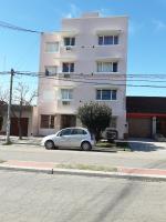 Departamento Avda Belgrano Sur 367 con Cochera Privada - B&B