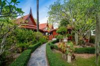 Royal Thai Villa Phuket - SHA Extra Plus - B&B Ban Raboet Kham