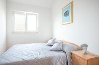 One-Bedroom Apartment with Balcony