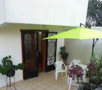 Joli jardin en ville - B&B