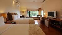 Suite avec Jacuzzi Extérieur (4 Adultes)