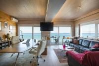 Designer's Apartment - B&B Peraía