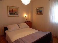 Appartamento su 2 Livelli con 2 Camere da Letto e Terrazza - Via Reica