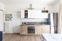 Apartment with Garden View