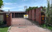 Sundaze Riverside House - Colchester - 5km from Elephant Park - B&B