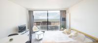 Studio with Sea View and Balcony