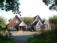 B&B Aurich - Hotel Waldquelle - Bed and Breakfast Aurich