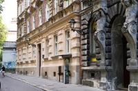 Prestige location apartments Pijarska street - B&B