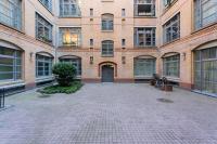 The Melchior, Luxury Industry Loft in Mitte, group & family friendly, 2 bath rooms, big dining table, ideal for 4 - 6 Guests - Chambres d'hôtes Berlin