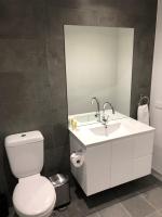 One-Bedroom Deluxe Apartment