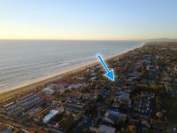 Ultimate Beach Bungalow - 1 block from beach - huge backyard - Bed and Breakfast Carlsbad