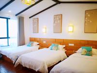 Triple Room with Shower