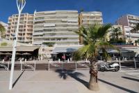 Amazing sea view 2 bedroom beach front 303 - B&B
