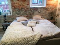 Deluxe Double or Twin Room with Private Bathroom and Garden View