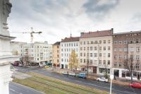 The Danziger, 2 unique roof top units in PrenzlauerBerg, group & family friendly, from 2 up to 7 Guests - Chambres d'hôtes Berlin