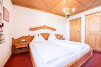 Apartment (4 Adults)