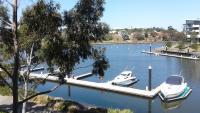 Marina View Apartment on the Maribyrnong River, Melbourne