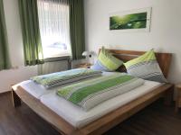 Driepersoonskamer met Badkamer