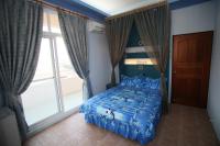 Camera Matrimoniale con Balcone e Vista Mare