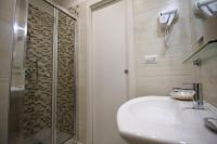Double or Twin Room with Private Bathroom