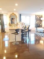 Penthouse Dreams - B&B Irvine