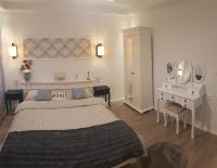 Casa Randunicii - Swallow House - B&B