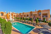 Luxury Holiday 2-bedroom Apartment Praia da Luz - B&B