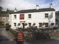 Fox and hounds starbotton - B&B