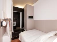 Habitación Doble Económica con patio privado