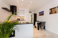 Deluxe Studio Apartment