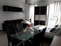 Deluxe Quadruple Room with Kitchenette
