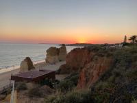 Awesome apartment in Praia da Rocha - B&B