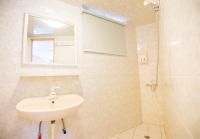 Chambre Familiale avec Salle de Bains Privative