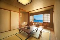 Standard Twin Room with Sea View