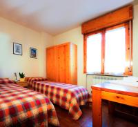 Appartamento con 2 Camere da Letto e Balcone