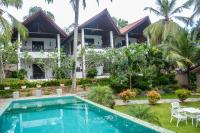 Triple Room with Pool View