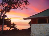 Robinson's Cove Villas - B&B Papetoai