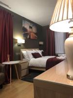 Bede Apartments - B&B Coventry