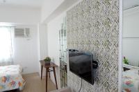 Apartment with Garden View