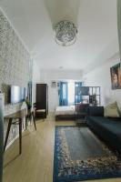 Apartment with Garden View