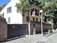AU VIEUX LAVOIR avec Parking privé, Jardin , Climatisation, à 500 m de la cité - B&B