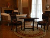 King Suite with Pool View