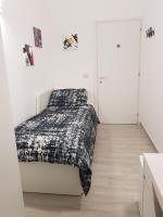 Einzelzimmer mit eigenem externen Bad