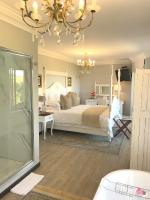 Queen Room with Balcony