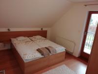 Apartamento con balcón