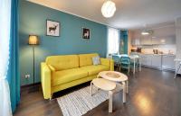 Kolorowy Apartament Sun Seasons 24 w Szklarskiej Porębie by Noclegi Renters - Chambres d'hôtes Szklarska Poręba