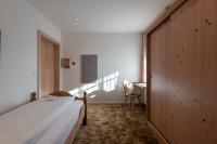 Dreibettzimmer mit Balkon