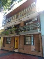 Cálido Departamento a una cuadra de Aristides - B&B