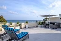 The Coral Penthouse - Ferienwohnung Larnaka